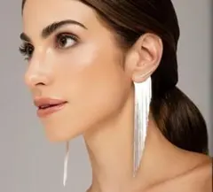 ロング メタリック タッセルピアス ミニマル 結婚式 パーティー