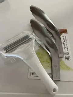 ののじ　二枚刃キャベピィMAXとTSUBAKI トングセットのサムネイル