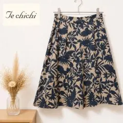 Te chichi テチチ 花柄 フレアスカート S ベージュ ネイビーのサムネイル