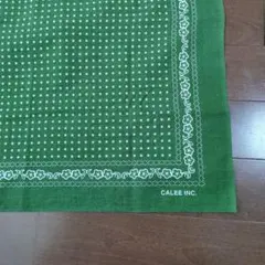 CALEE INC. 緑色バンダナ