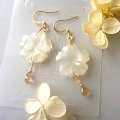 うぐいす様専用◇桜カービング✧ピンクカルセドニー×オパールピアス