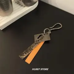 シルバー レザー キーホルダー