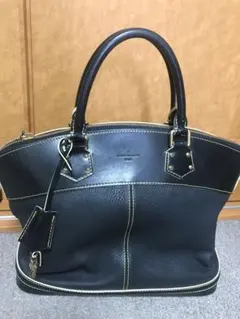 Item thumbnail for item 09d1ade1-1c2b-4347-9da2-6caa24dfb8aa