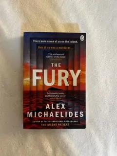 The Fury Alex Michaelides 洋書 ペーパーブックのサムネイル