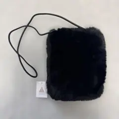 TO:RCH ブラックファーショルダーバッグ