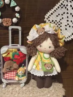 小さなカントリードールちゃん　ハンドメイド　くまさんポシェット