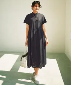 【美品】自由区　エンブロイダリーローンシャツワンピースのサムネイル