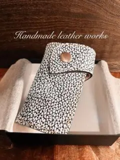 新品　高級本革キーケース　フランス革トリヨンラグーン　総手縫い　プレゼントに最適