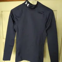 Under Armour ネイビー ハイネック長袖シャツ