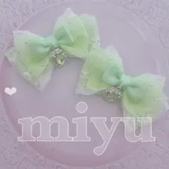 ヘアクリップ　ふんわりキラキラレース♡キラキラチャーム　推し活　ミントグリーン