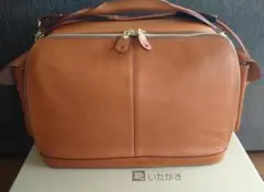 Item thumbnail for item 4bef6681-b11b-4c2f-a94e-95f9dbae5ecf