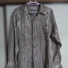 Him Holiday ペイズリー柄 長袖シャツ新品未使用.Mサイズのサムネイル