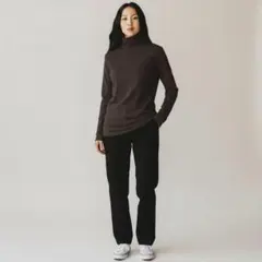 新品【M】ユニクロ フライス ハイネックT ダークブラウン