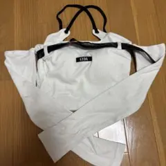 GYDA フロントクロスラメテレコ　トップス　ホワイトのサムネイル