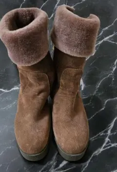 2026年最新】Salvatore Ferragamo ムートンブーツの人気アイテム