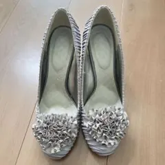 フラワーモチーフ付きグレー ハイヒール パーティー 結婚式