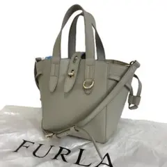 美品 FURLA ネット ミニ グレージュ グレー 2way ハンドバッグ
