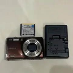 富士フィルム FinePix F70EXR ブラウンのサムネイル