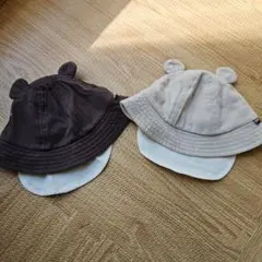 クマ耳付きベビー帽子セット（ブラック、ホワイト）