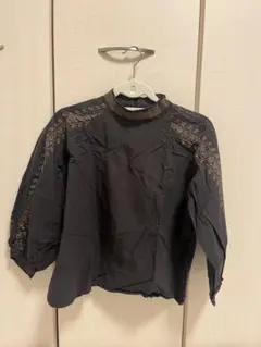 黒色刺繍バルーンスリーブシャツ Mサイズ　黒長袖　刺繍入り