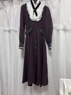 Innocent World イノワ フルールバッスルドレス ボルドーのサムネイル