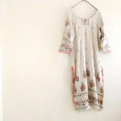 海外古着 ワンピース 花柄 刺繍 ベージュ 七分袖 五分袖 エスニック