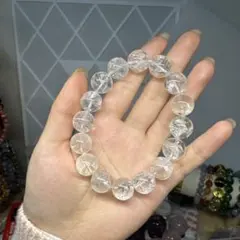 白アゼツライト