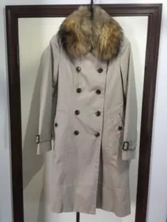 美品　売り尽くしセールクミキョク　トレンチコート　お値下げしました。