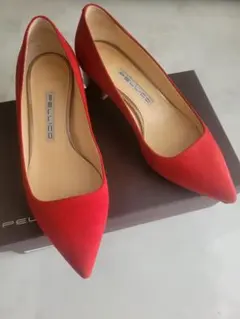 【期間限定値下】PELLICO レッド スエード パンプスのサムネイル
