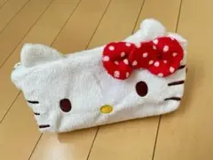 【キティ】 終売品 ポーチ ダイカット ふわふわ 立体的リボン