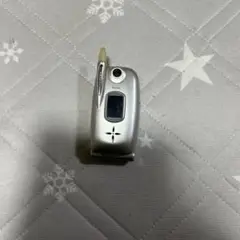 シルバー 折りたたみ式携帯電話 本体