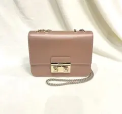 Item thumbnail for item 23c7389c-af76-472d-9326-5b6f646dd277