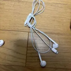 Lightning接続 イヤフォン ホワイト