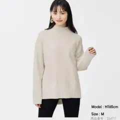 パフィータッチオーバーサイズハイネックチュニック　ナチュラル　GU