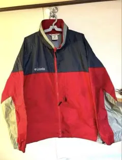 グレー ナイロンジャケット