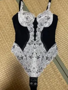 グラントイーワンズ TバックボディスーツC75M