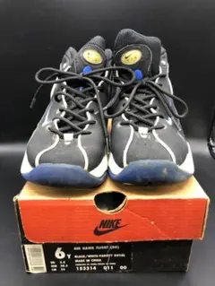 Item thumbnail for item 83d24982-1960-4a25-ae3e-5fd58449ca79