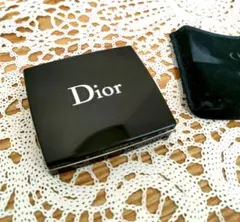 CHRISTIAN DIOR クリスチャンディオール サンク クルール イリデ…