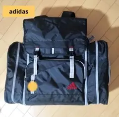 adidas大容量黒リュックサック