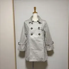 美品　Ray BEAMS ダブルブレスト トレンチコートのサムネイル
