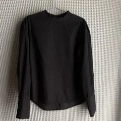 ★KBF ケービーエフ フロッキー　ドット　ブラウス ロングカフス 黒
