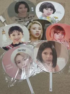 2025年最新】twiceうちわの人気アイテム - メルカリ