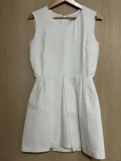 BALENCIAGA ノースリーブ ワンピース オフホワイトのサムネイル