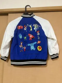 PIXAR ディズニー　アウター　ジャケット　120 トイストーリー　ピクサーのサムネイル