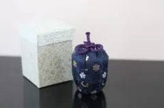 Item thumbnail for item ac941645-ab92-404e-b4ee-f0c72ad6a16a