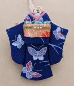 493　小さな着物　ミニチュア着物　　　　　ストラップ