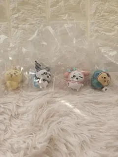 ちいかわ サンリオキャラクターズ なりきりフィギュア ガチャガチャ