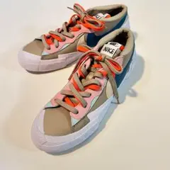【タグ付き未使用】NIKE×sacai×KAWS コラボスニーカー 23cm SACAI x KAWS が7月発売 NIKE コラボの BLAZER LOW は7月以降