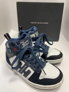 TOMMY HILFIGER kids スニーカー 17cm usedのサムネイル