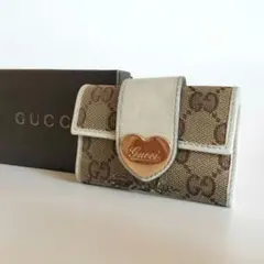 GUCCI グッチ キーケース ハート GG柄 ５連 キャンバス 白 ゴールド